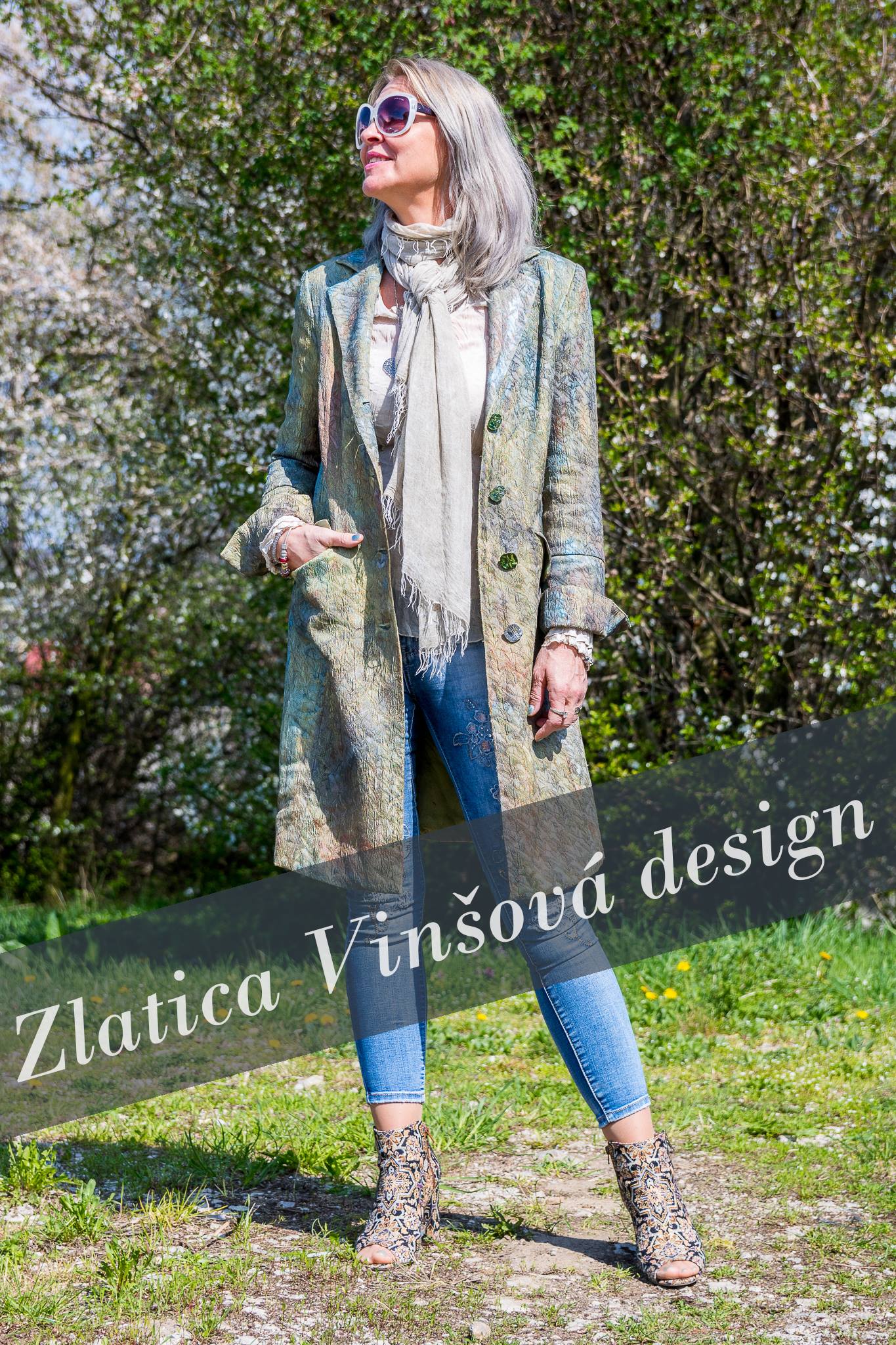 zlatica-vinsova-stylista-modny-navrhar-originalny-saty-malovany-textil-original-fashion-